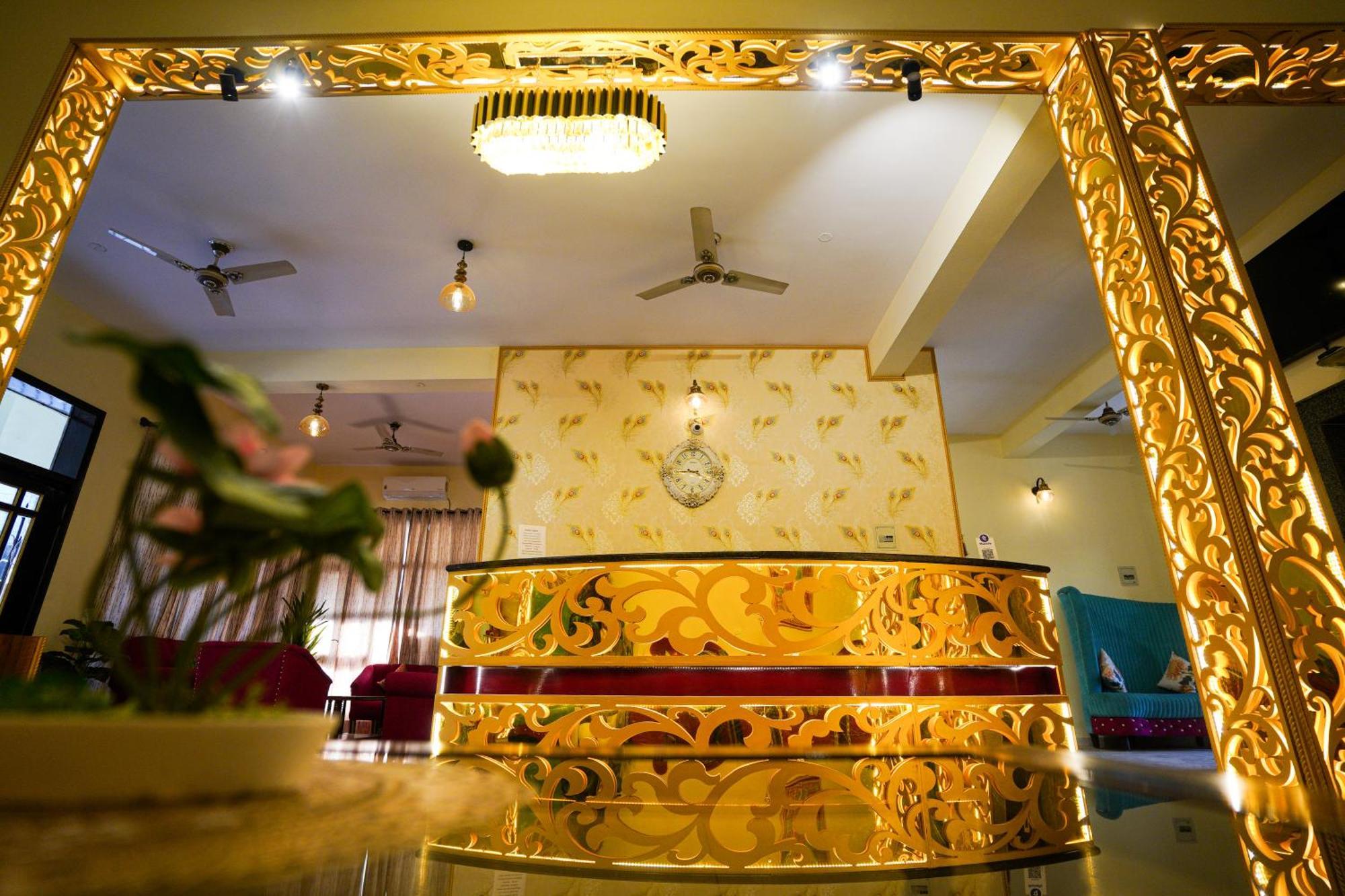 Hotel Neeraj Bhawan- Triveni Ghat Risikés Kültér fotó
