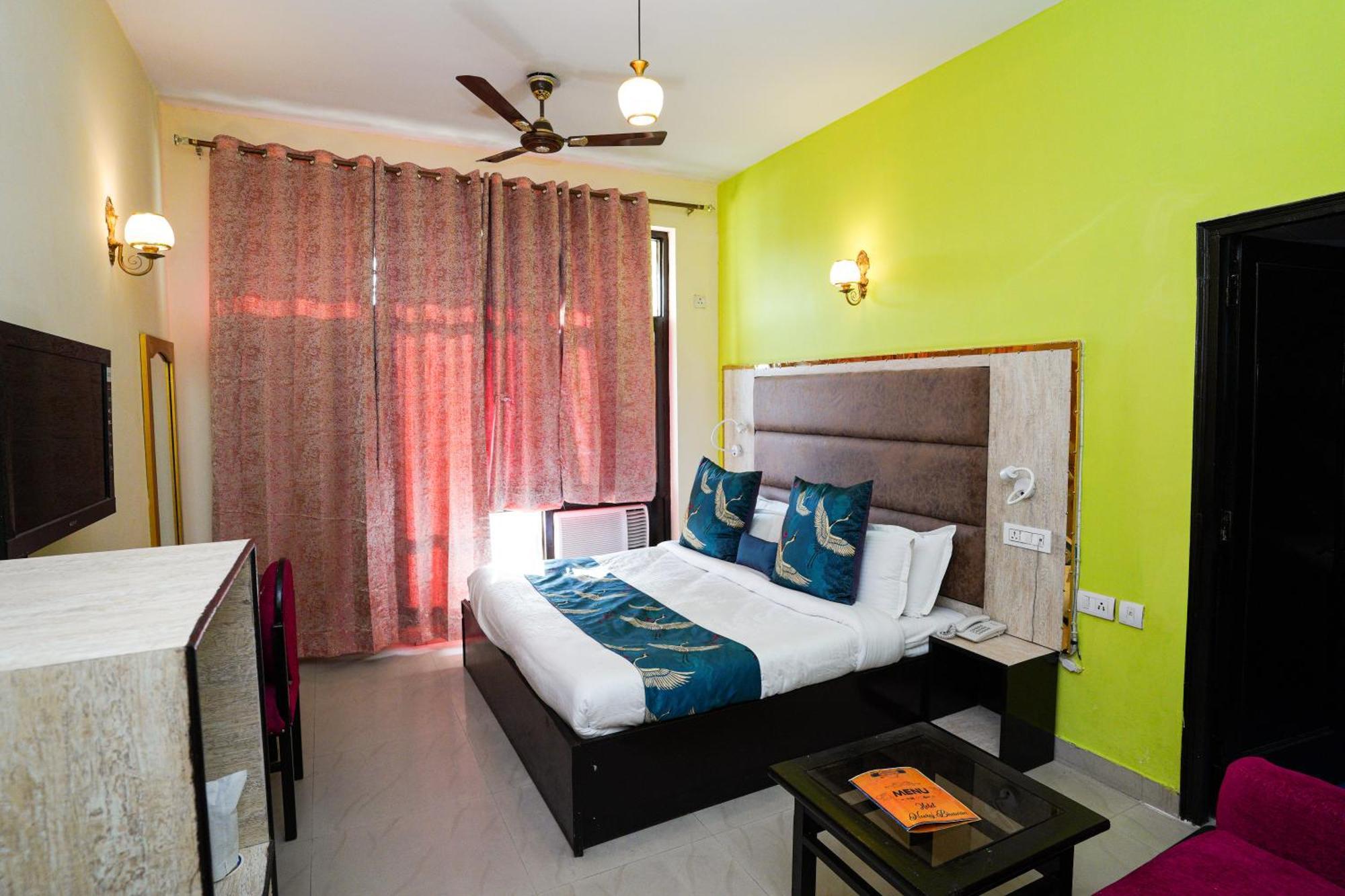Hotel Neeraj Bhawan- Triveni Ghat Risikés Kültér fotó
