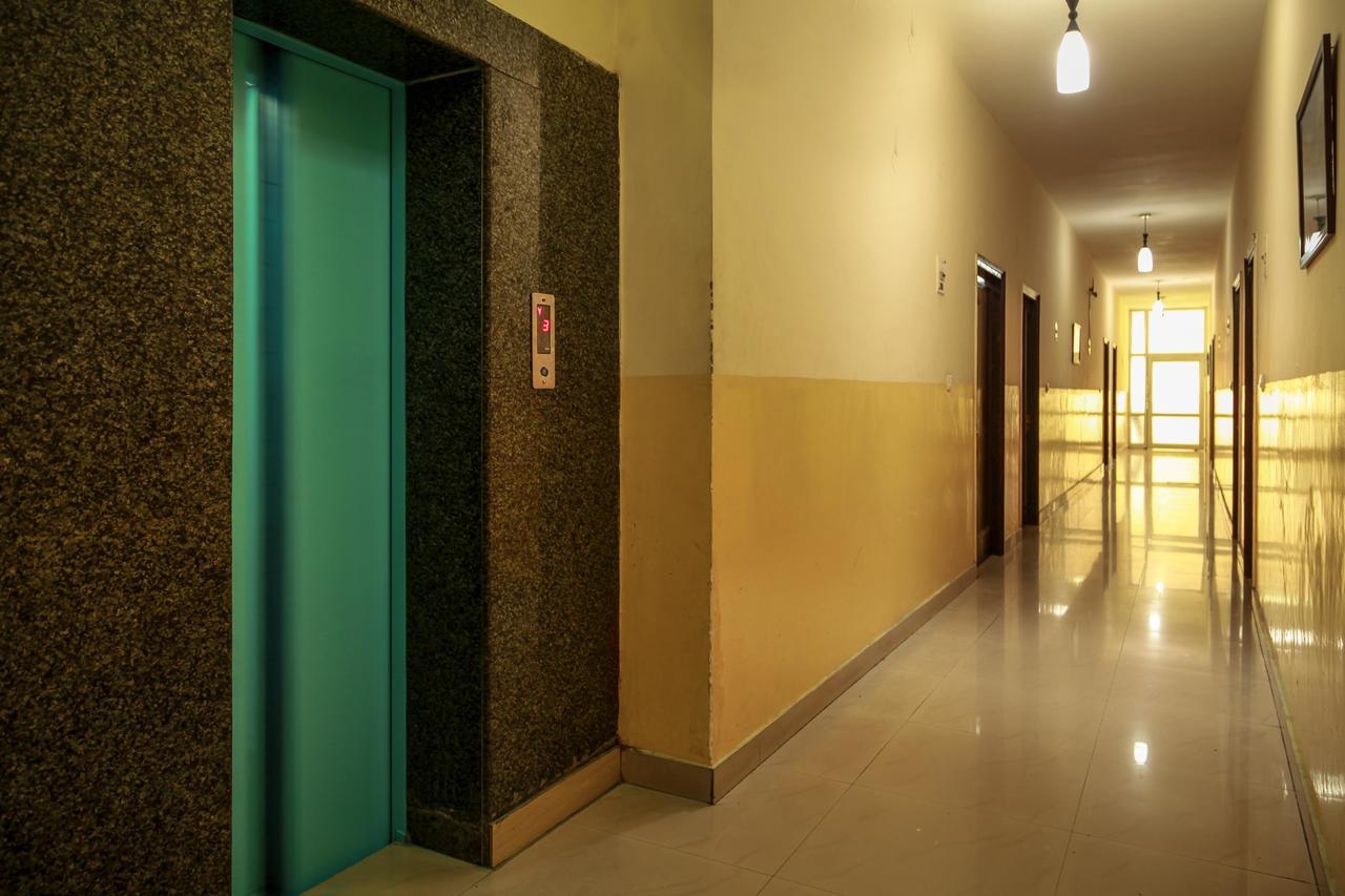 Hotel Neeraj Bhawan- Triveni Ghat Risikés Kültér fotó
