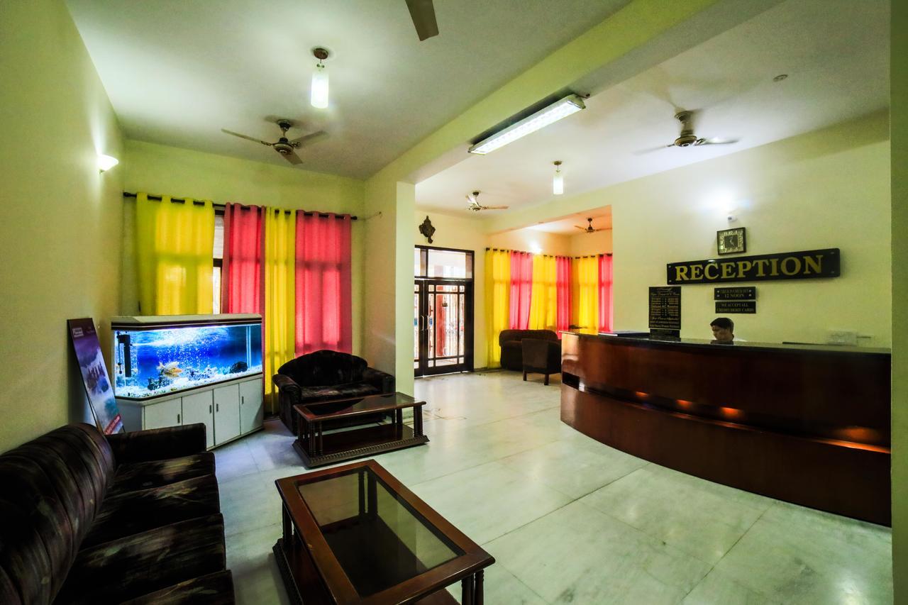 Hotel Neeraj Bhawan- Triveni Ghat Risikés Kültér fotó